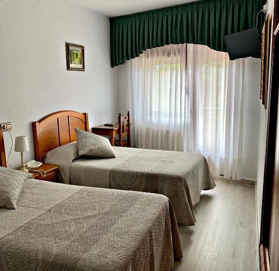 Номер Стандарт, Hostal Gabino