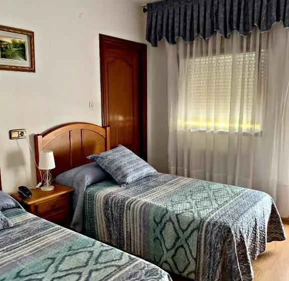 Camera Standard, Hostal Gabino