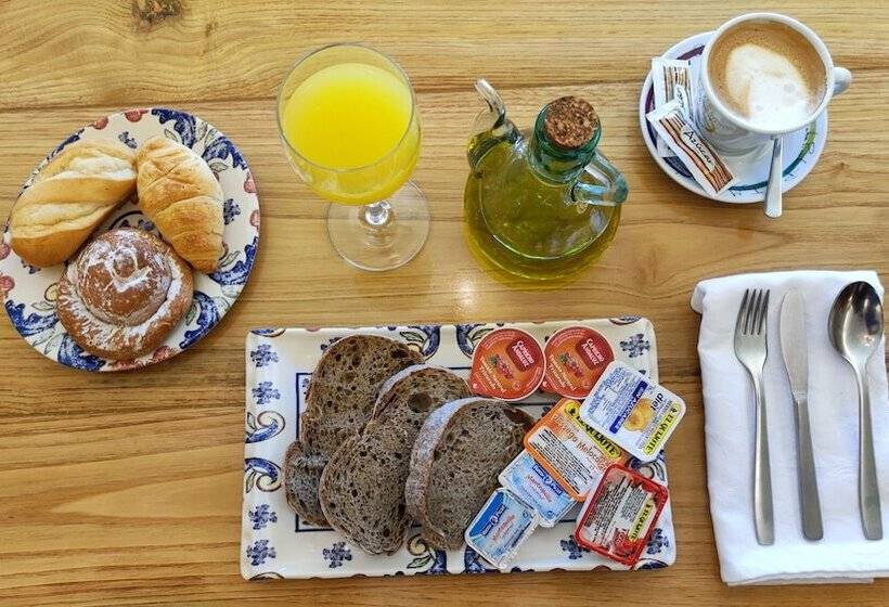 Номер Стандарт, A Marisqueira I Aeropuerto A Coruña