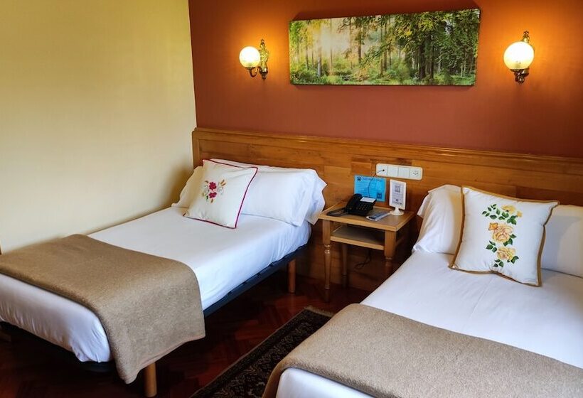 اتاق استاندارد, A Marisqueira I Aeropuerto A Coruña