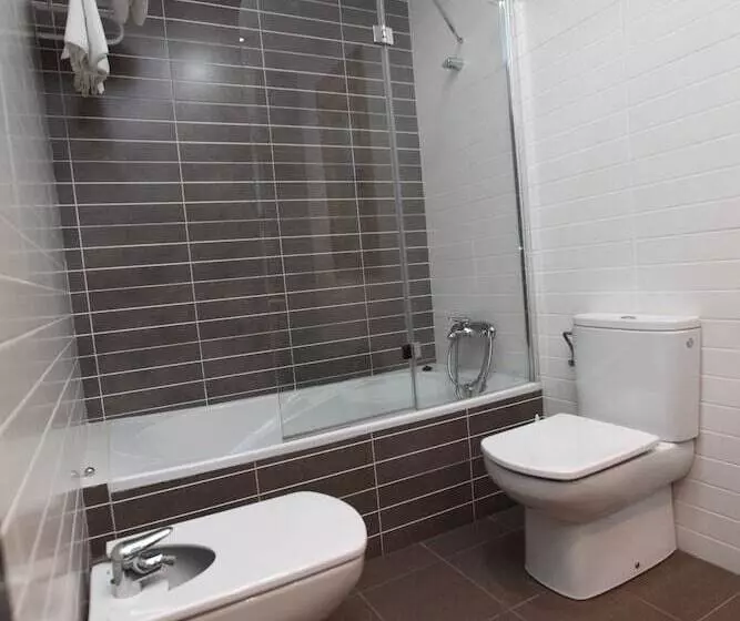 Habitación Estàndard Individual, Anabel Baza