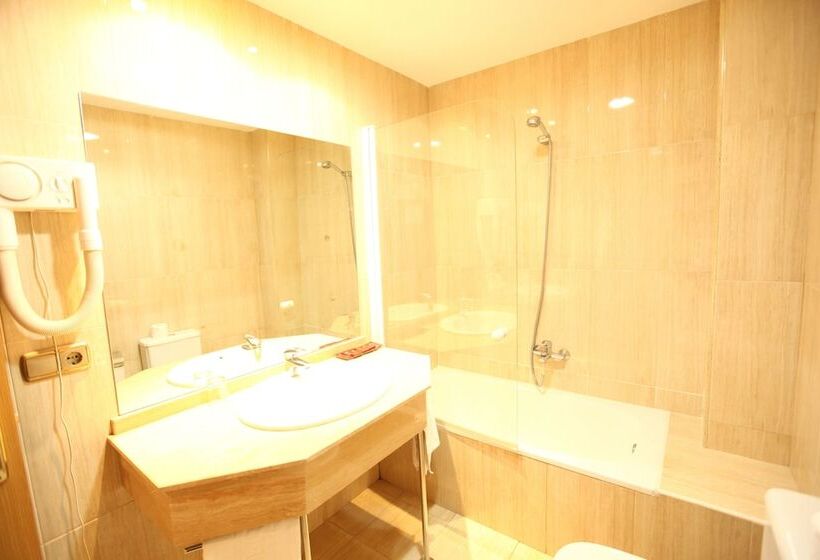 Номер Стандарт, Anabel Baza