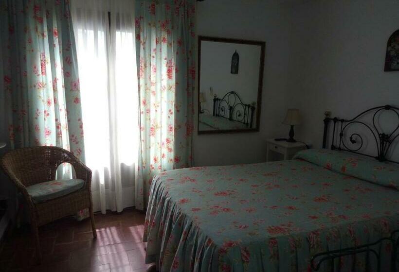 스탠다드 룸, Hostal Gran Capitan