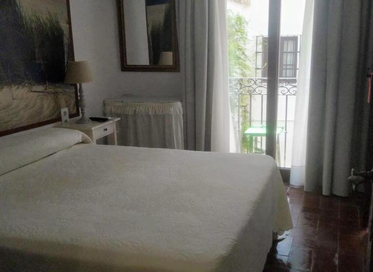 스탠다드 룸, Hostal Gran Capitan