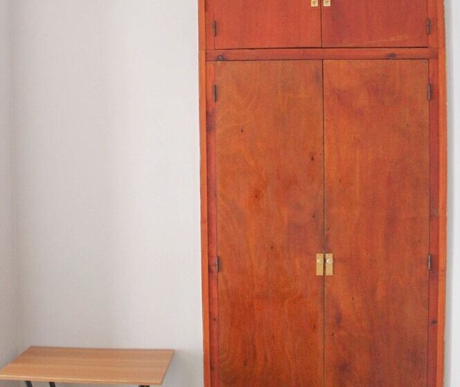 バルコニー付きスタンダードトリプルルーム, Hostal Horta Rosell