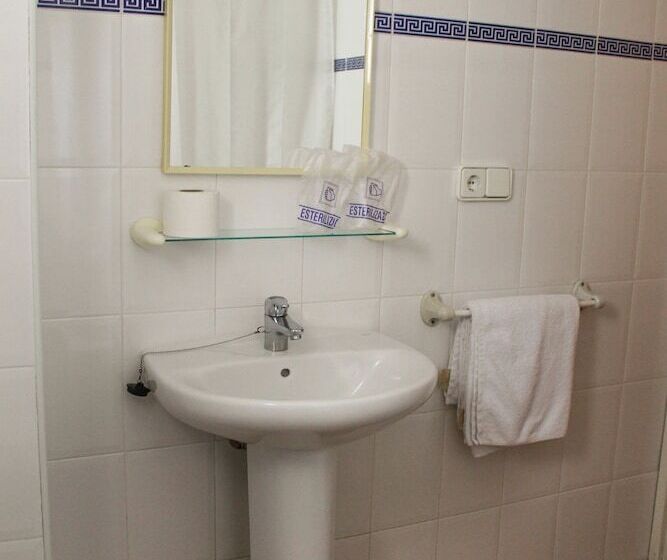 スタンダードルーム, Hostal Horta Rosell