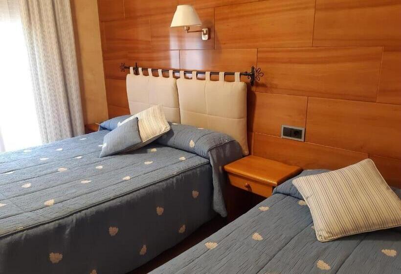 Номер Стандарт, Hostal La Placeta