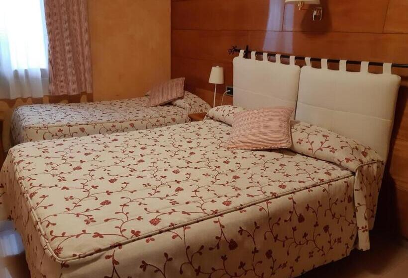 Номер Стандарт, Hostal La Placeta
