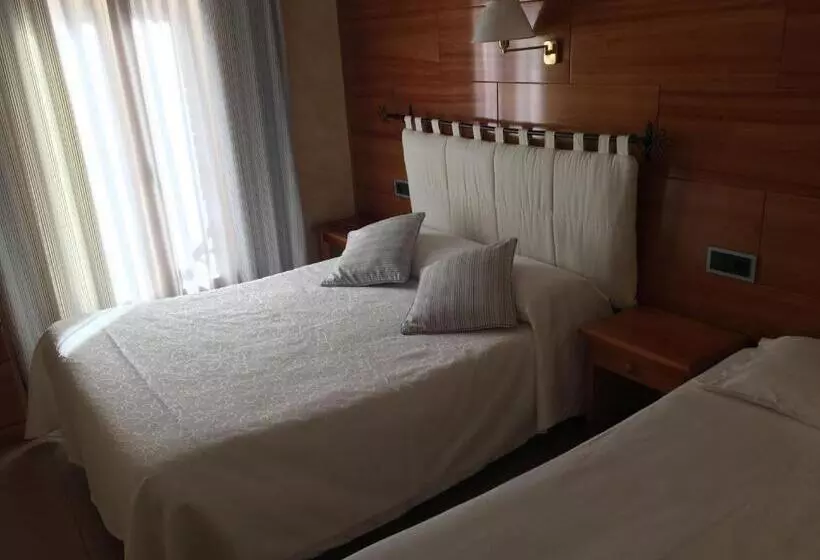 3-Bett-Standardzimmer, Hostal La Placeta