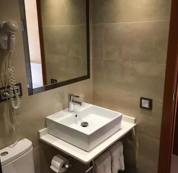 3-Bett-Standardzimmer, Hostal La Placeta