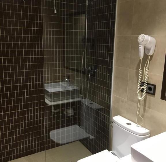 Номер Стандарт Трехместный, Hostal La Placeta