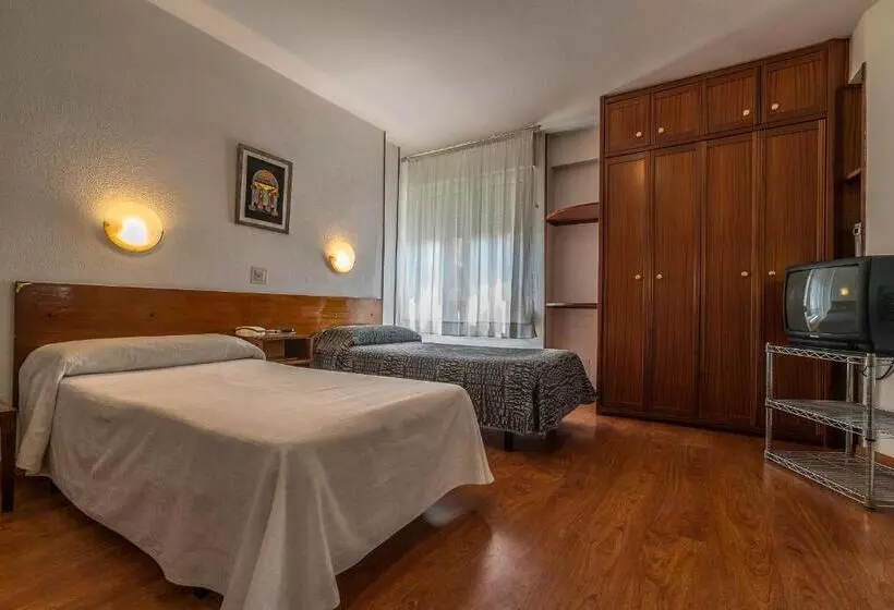 Chambre Standard, Hostal Liebana