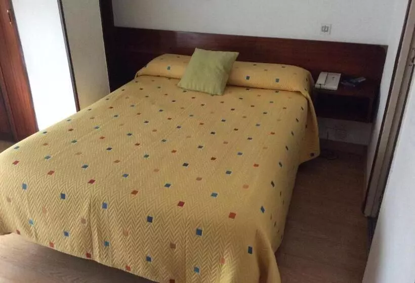 Chambre Standard Individuelle, Hostal Liebana