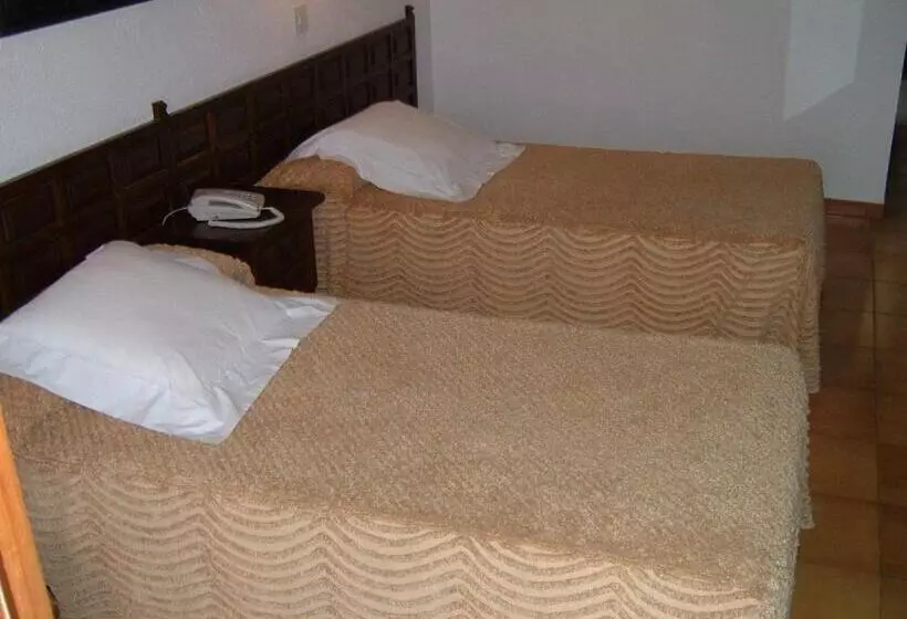 Cameră Standard cu Balcon, Hostal Miryam