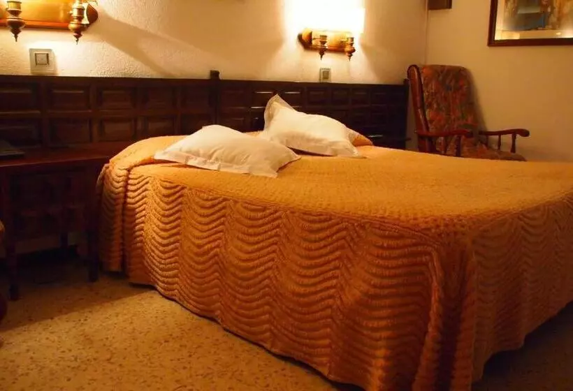 Cameră Standard cu Balcon, Hostal Miryam