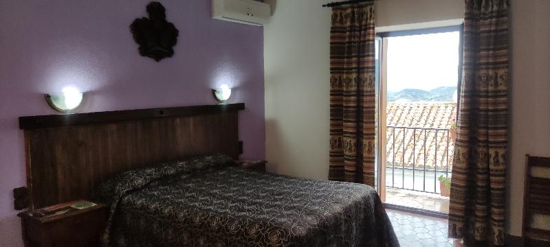 Номер Стандарт с Балконом, Hostal Rural Marques De Zahara
