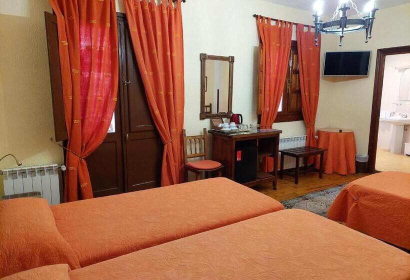 اتاق استاندارد چهارنفره با چشمانداز باغ, Hosteria Picos De Europa