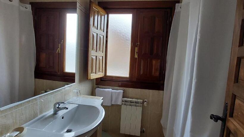 سوییت, Hosteria Picos De Europa