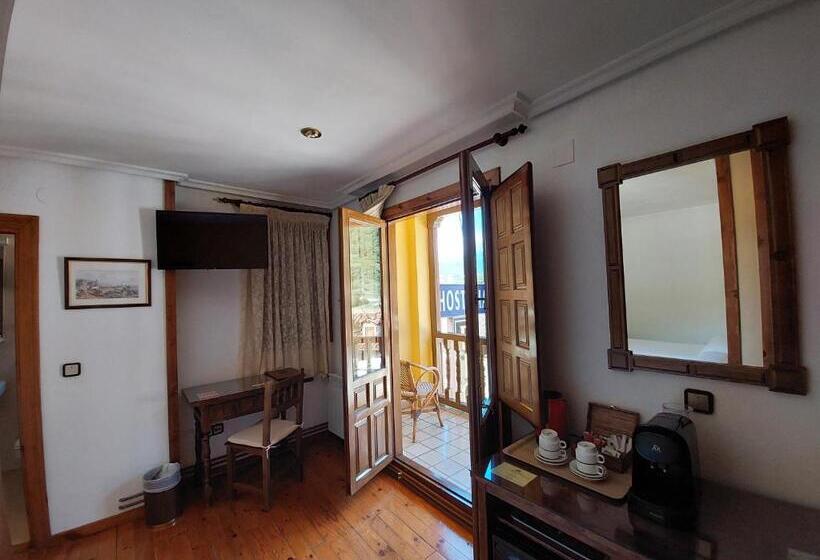 اتاق استاندارد چهار تخته, Hosteria Picos De Europa