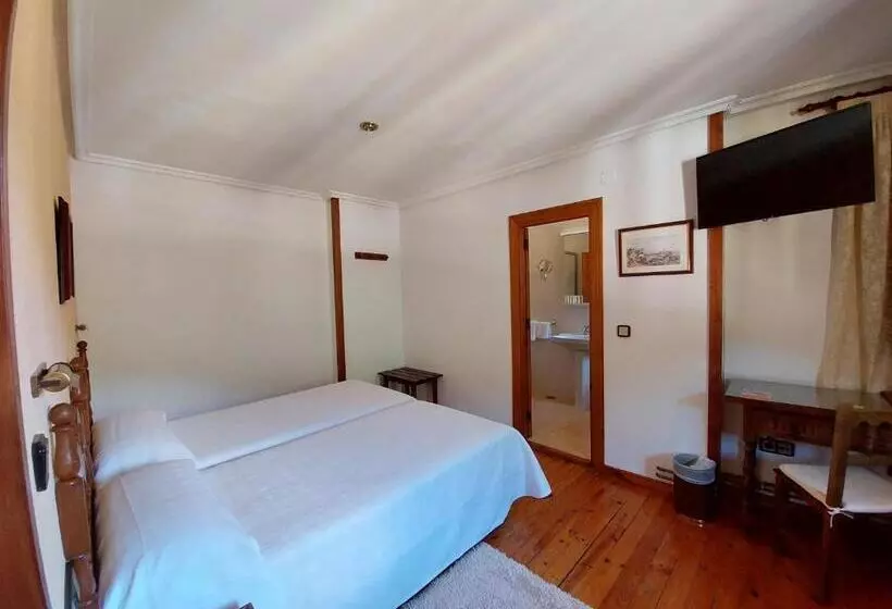 اتاق استاندارد چهار تخته, Hosteria Picos De Europa