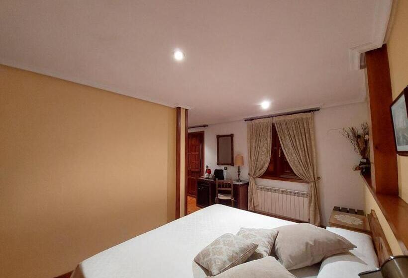اتاق استاندارد چهار تخته, Hosteria Picos De Europa