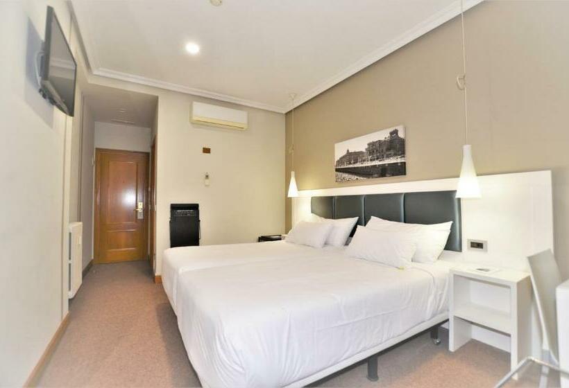 标准间, Pensión Alemana