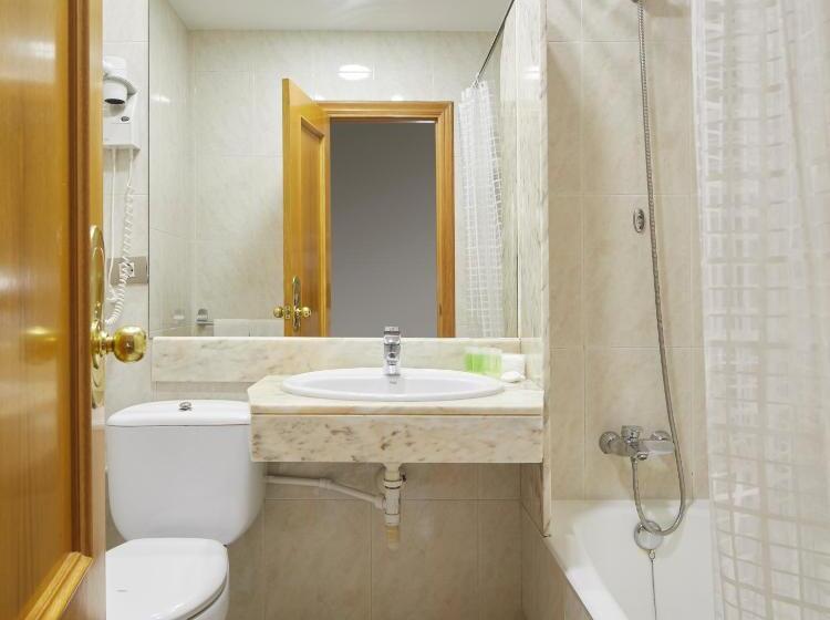 标准间, Pensión Alemana