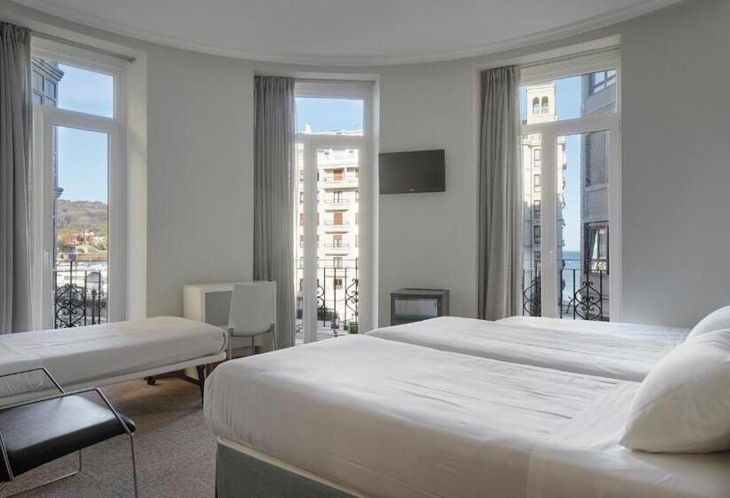 豪华房间, Pensión Alemana