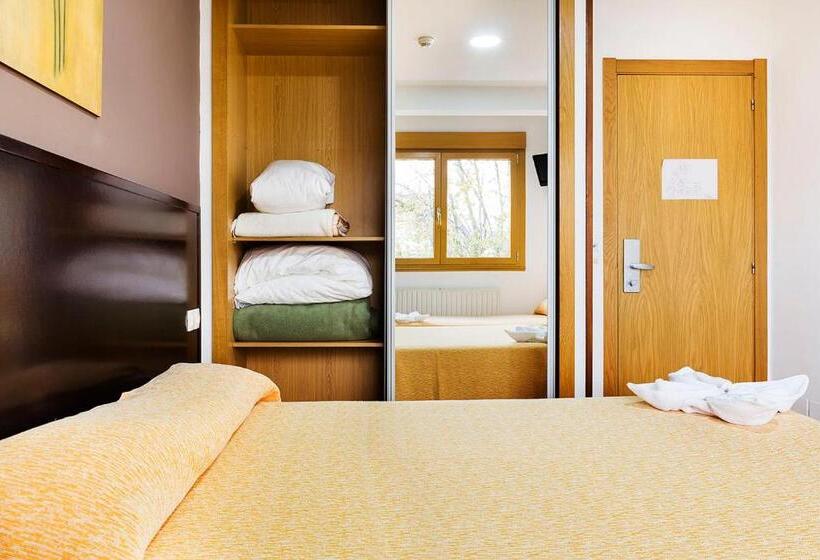 基本间, San Lázaro