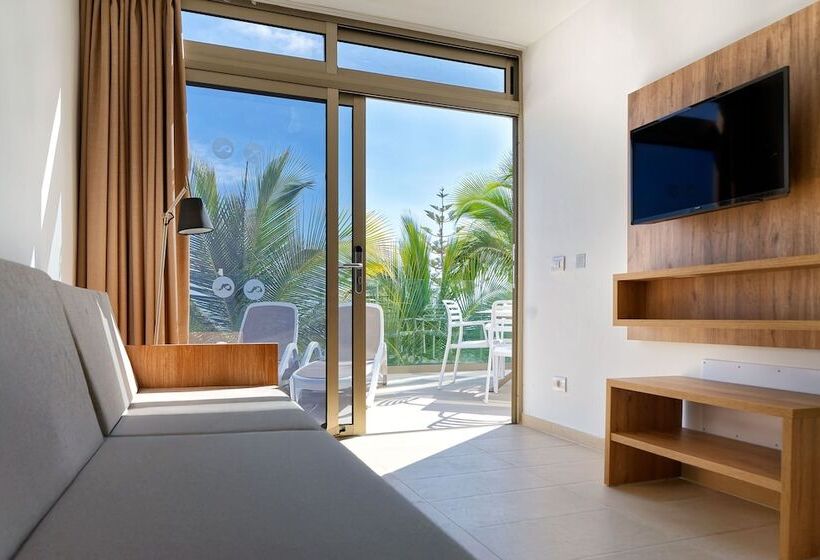 آپارتمان کلاسیک 1 خوابه, Servatur Altamar