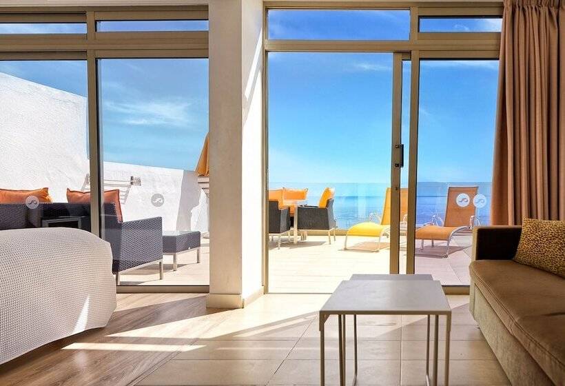 Classic studio with sea view, Servatur Altamar