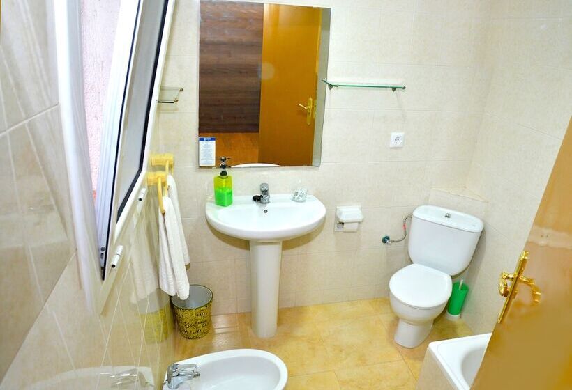 スタンダードルーム, Hostal Julieta