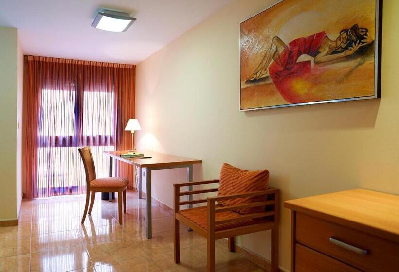 スーペリアールーム, Anna