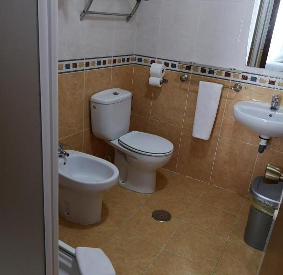 اتاق سوپریور, Hostal Carbonara