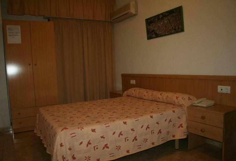 스탠다드 룸, Hostal El Altet