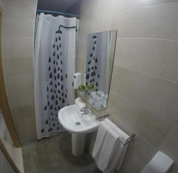 اتاق استاندارد یک نفره, Hostal Los Gabrieles