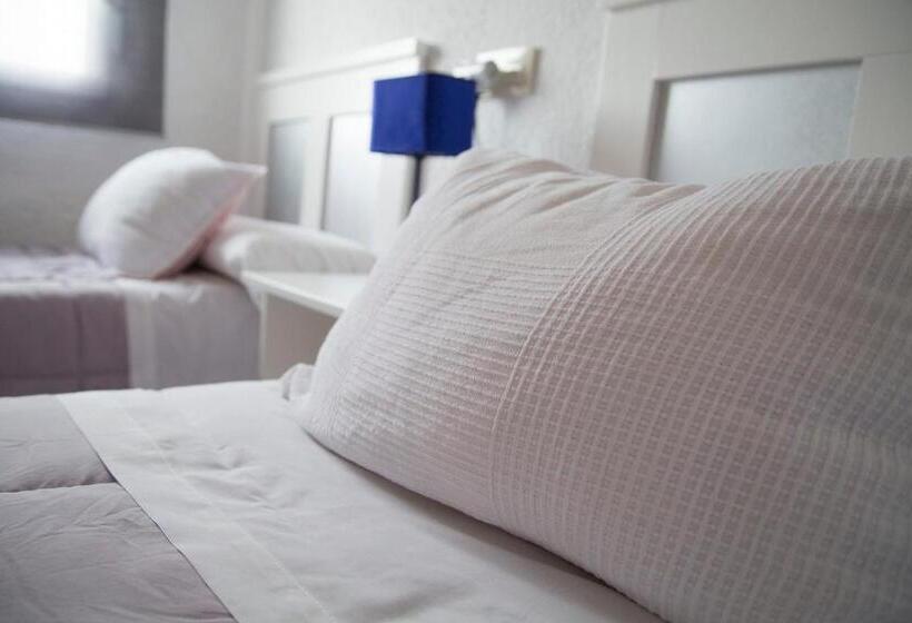 اتاق استاندارد, Hostal Los Gabrieles