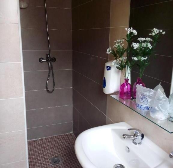 اتاق استاندارد, Hostal Los Gabrieles