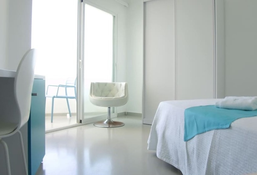 اتاق استاندارد یک نفره با چشمانداز دریا, Maysi