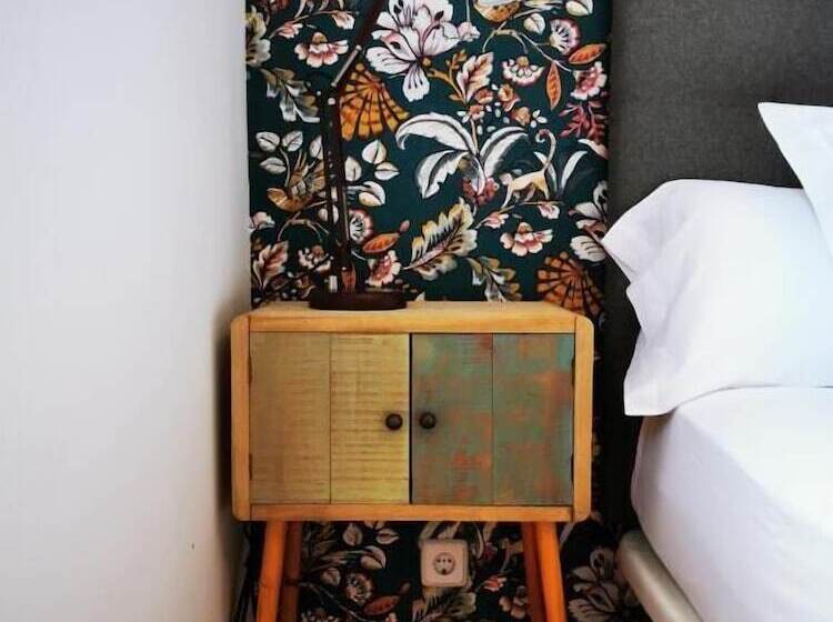 标准间, Sol Port Soller