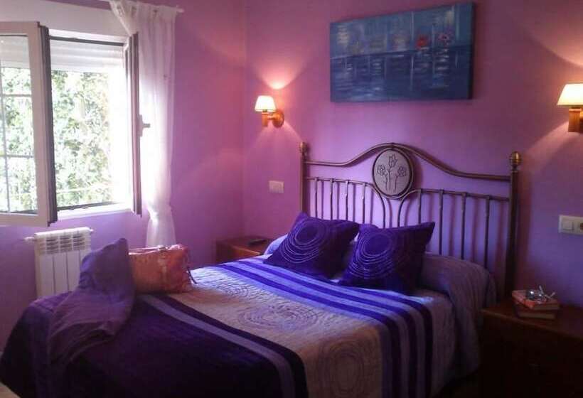 חדר סופריור, Alvaro