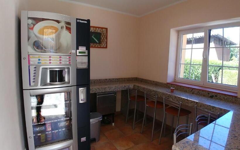 חדר סופריור, Alvaro