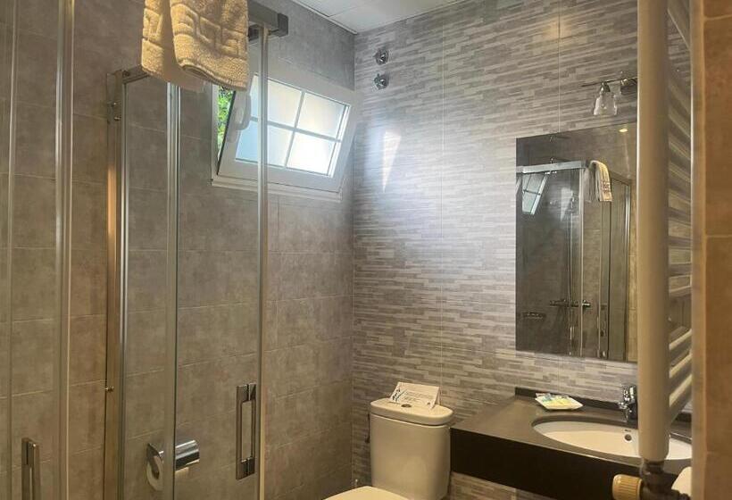 חדר סטנדרט פנימי, Alvaro