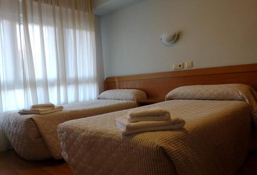 اتاق استاندارد, Hospedaje Covadonga
