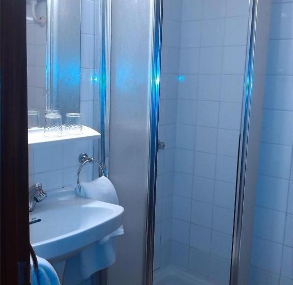 اتاق استاندارد, Hospedaje Covadonga