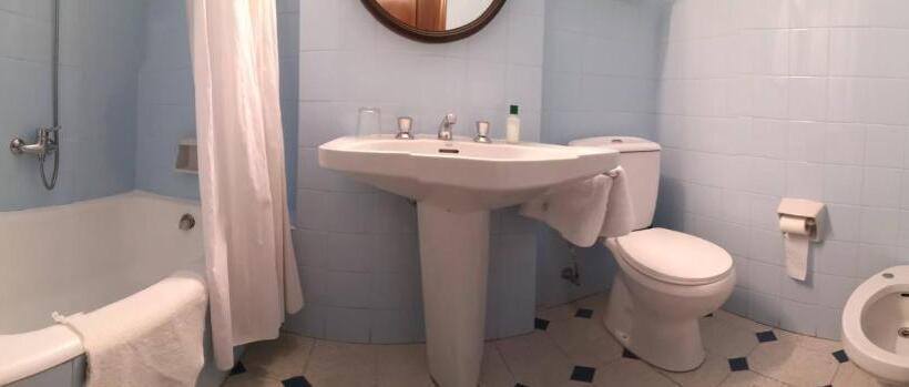 Habitació Triple Estàndard, Hospedaje Covadonga