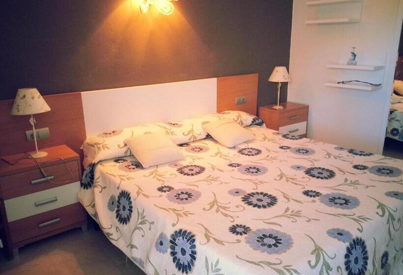 スタンダードルーム, Hostal Cala Boix