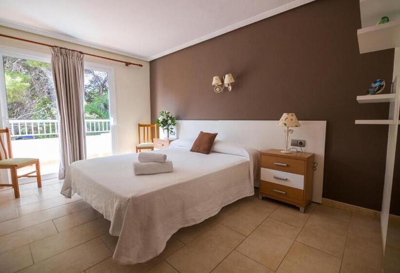 スタンダードルーム, Hostal Cala Boix