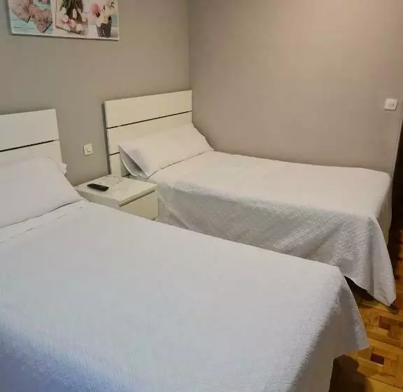 スタンダードルーム, Hostal Fidalgo