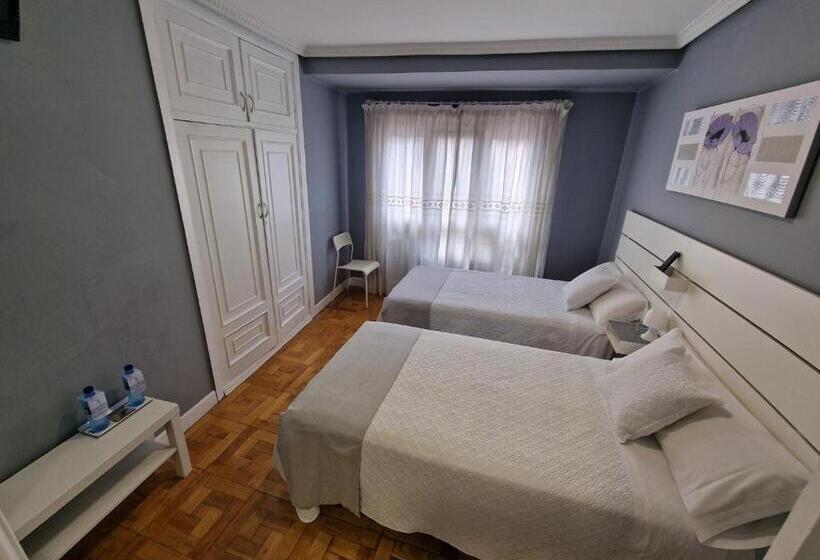 스탠다드 룸, Hostal Fidalgo